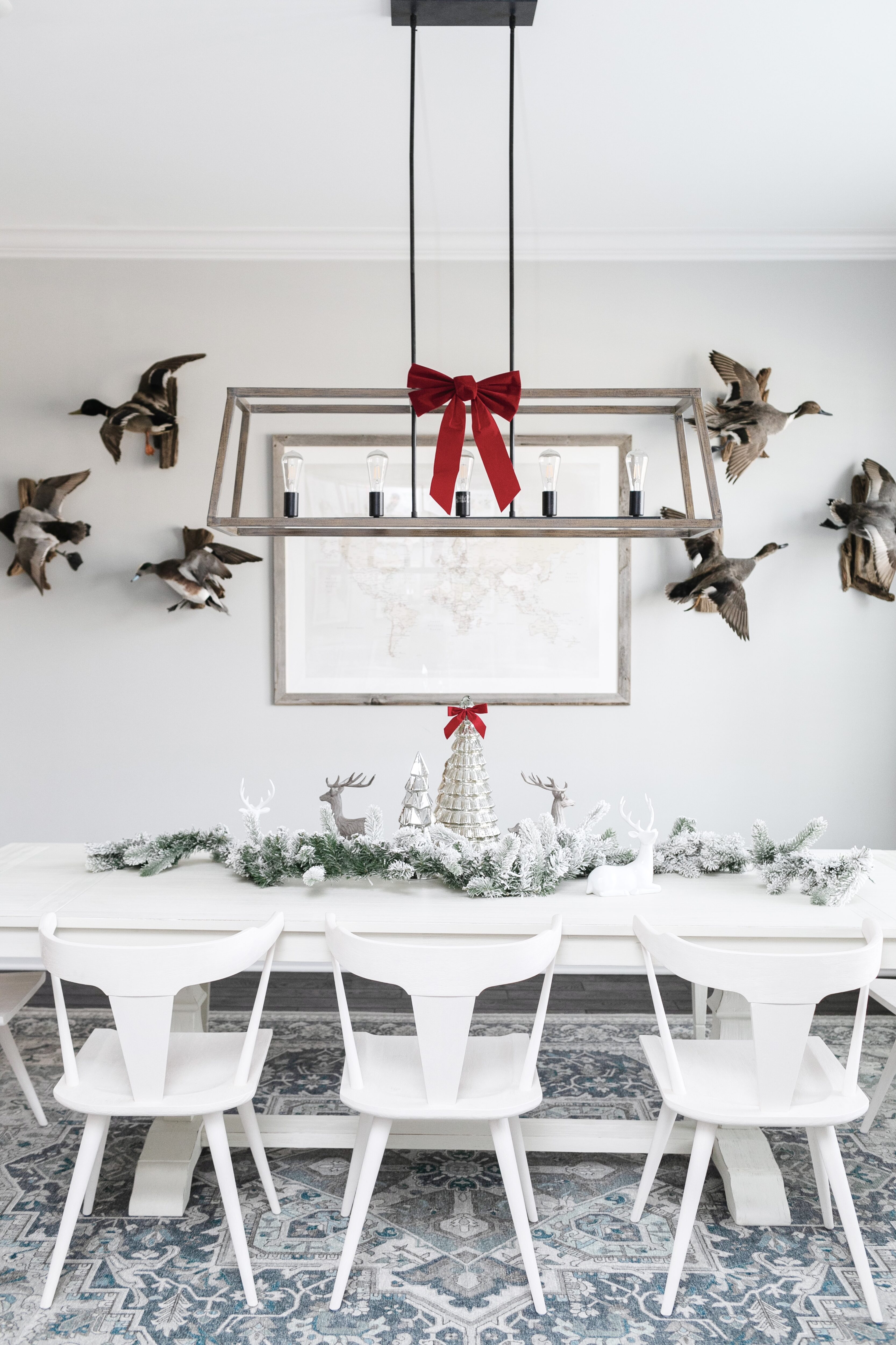 How to Decorate for Christmas on a Budget, tips featured by top US lifestyle blogger, Walking in Memphis in High Heels.