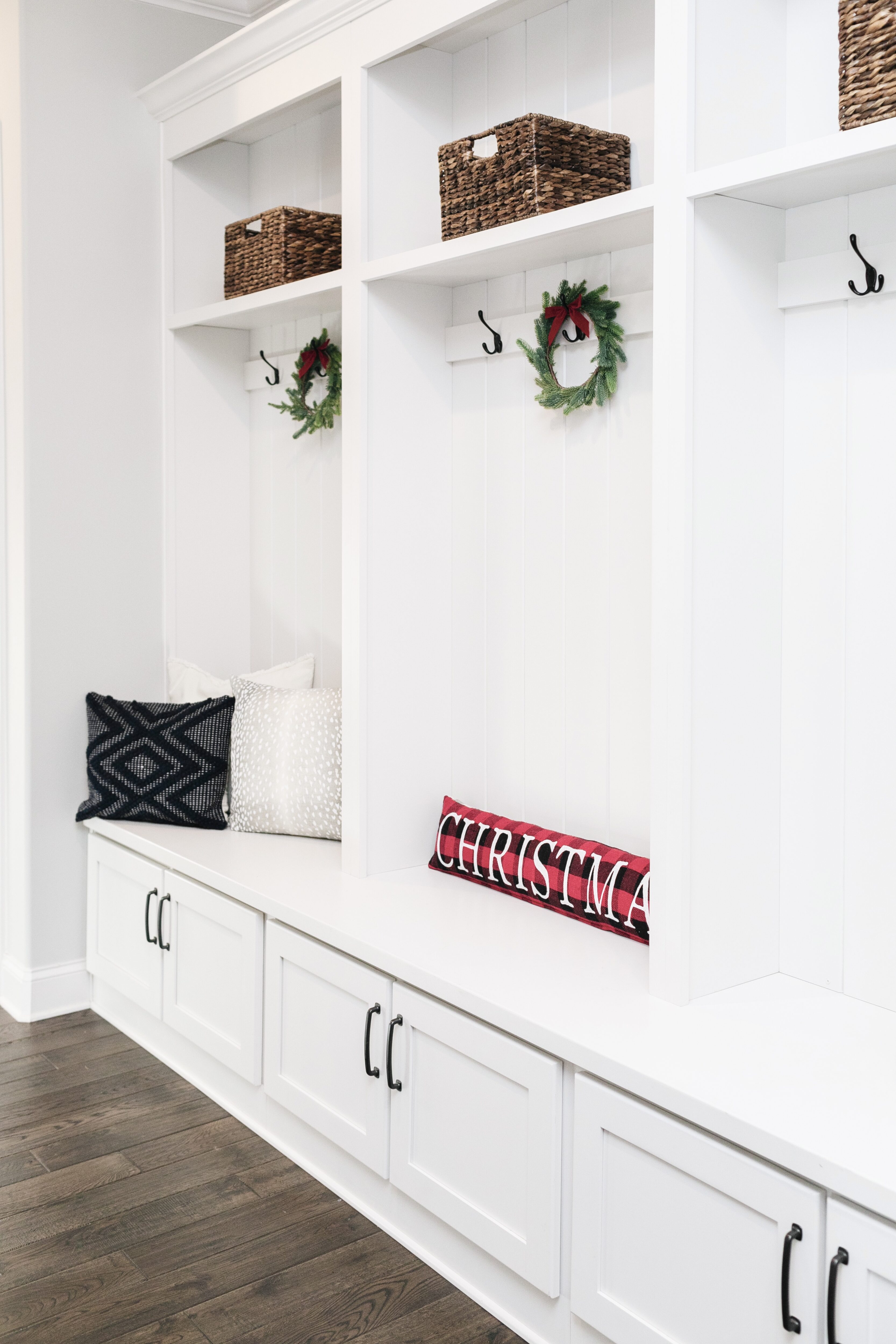 How to Decorate for Christmas on a Budget, tips featured by top US lifestyle blogger, Walking in Memphis in High Heels.