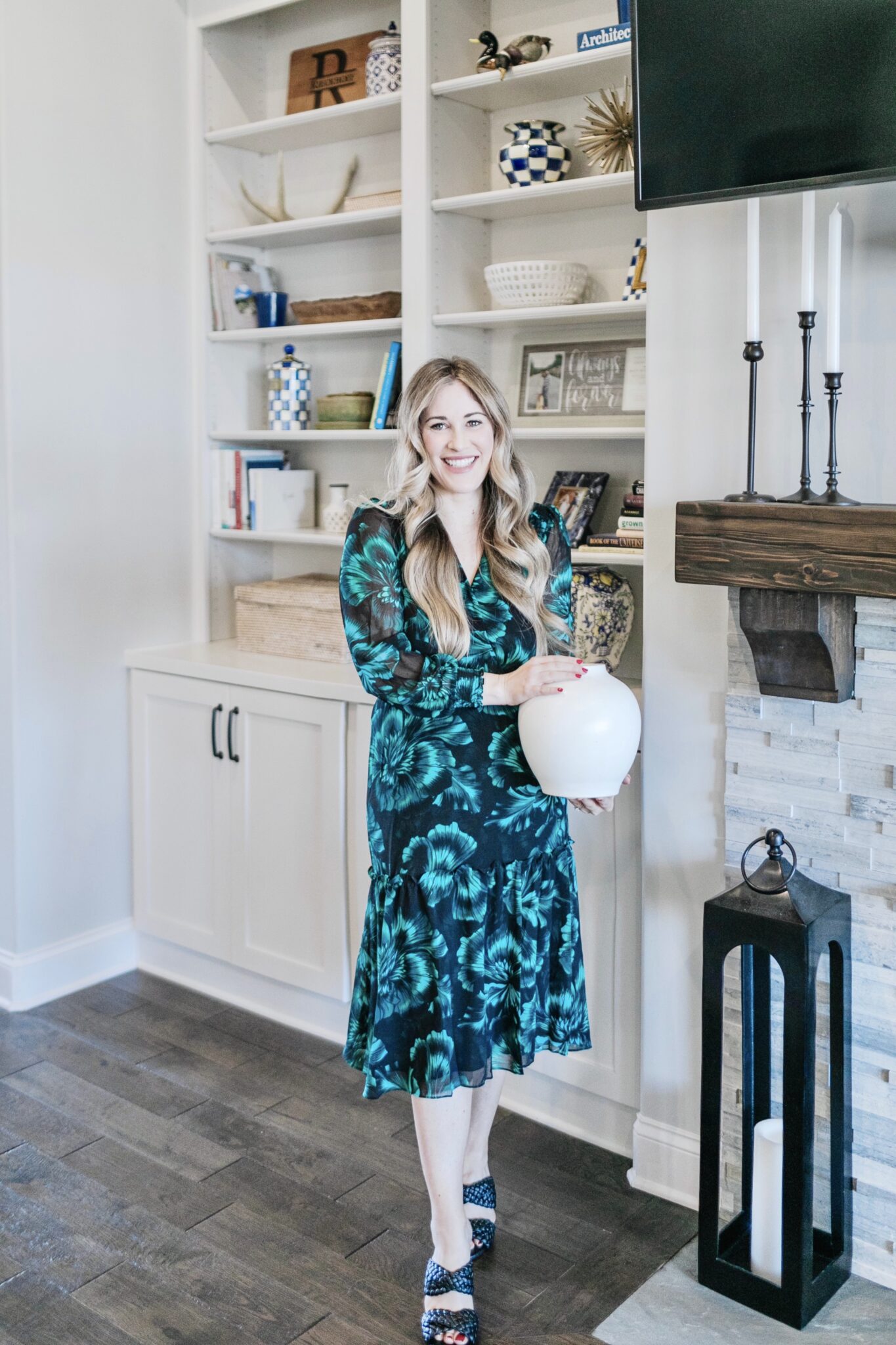 Modern Farmhouse Mantle decor ideas by top US lifestyle blogger, Walking in Memphis in High Heels.