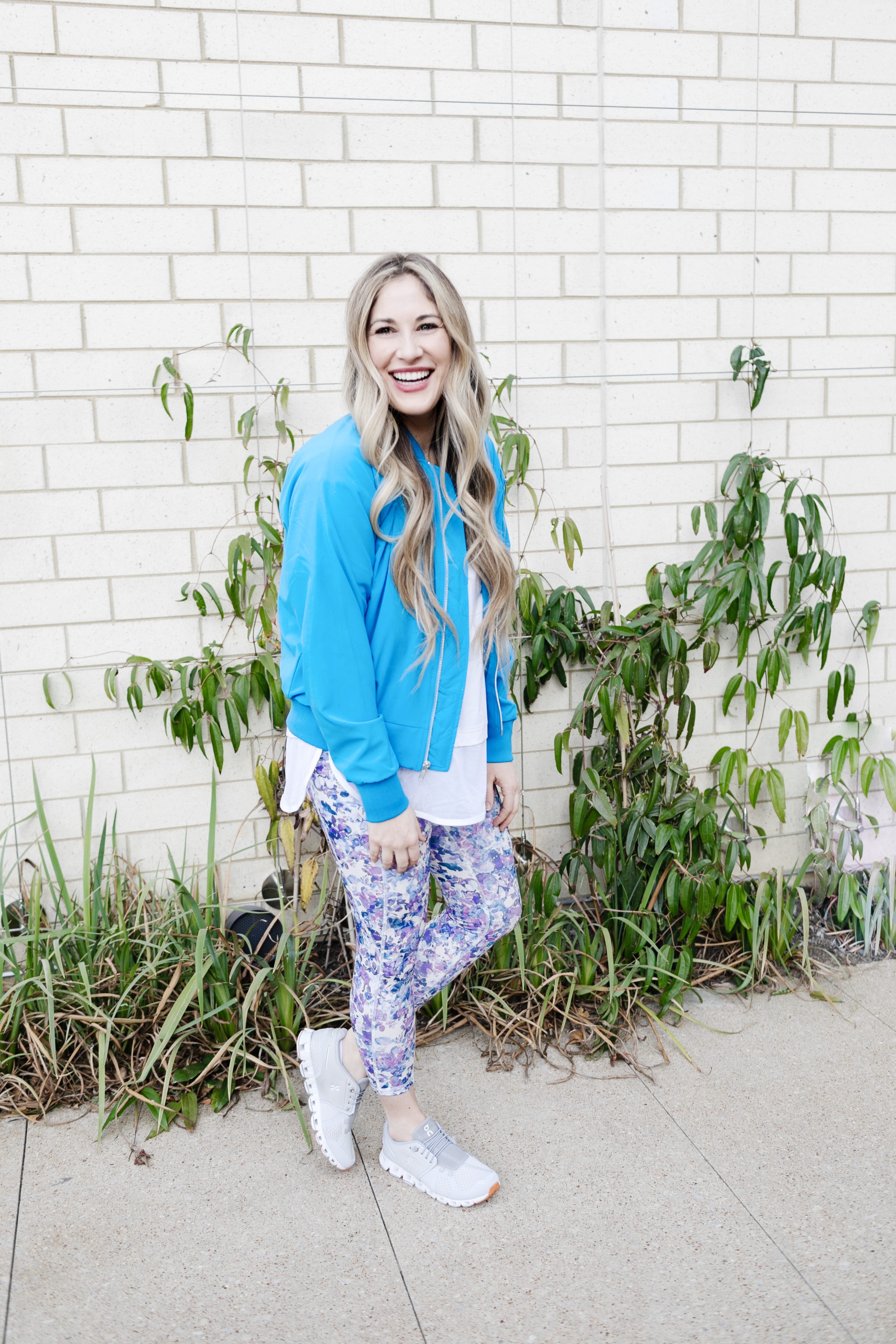 Spring athleisure for women featured by top US mom fashion blogger, Walking in Memphis in High Heels.