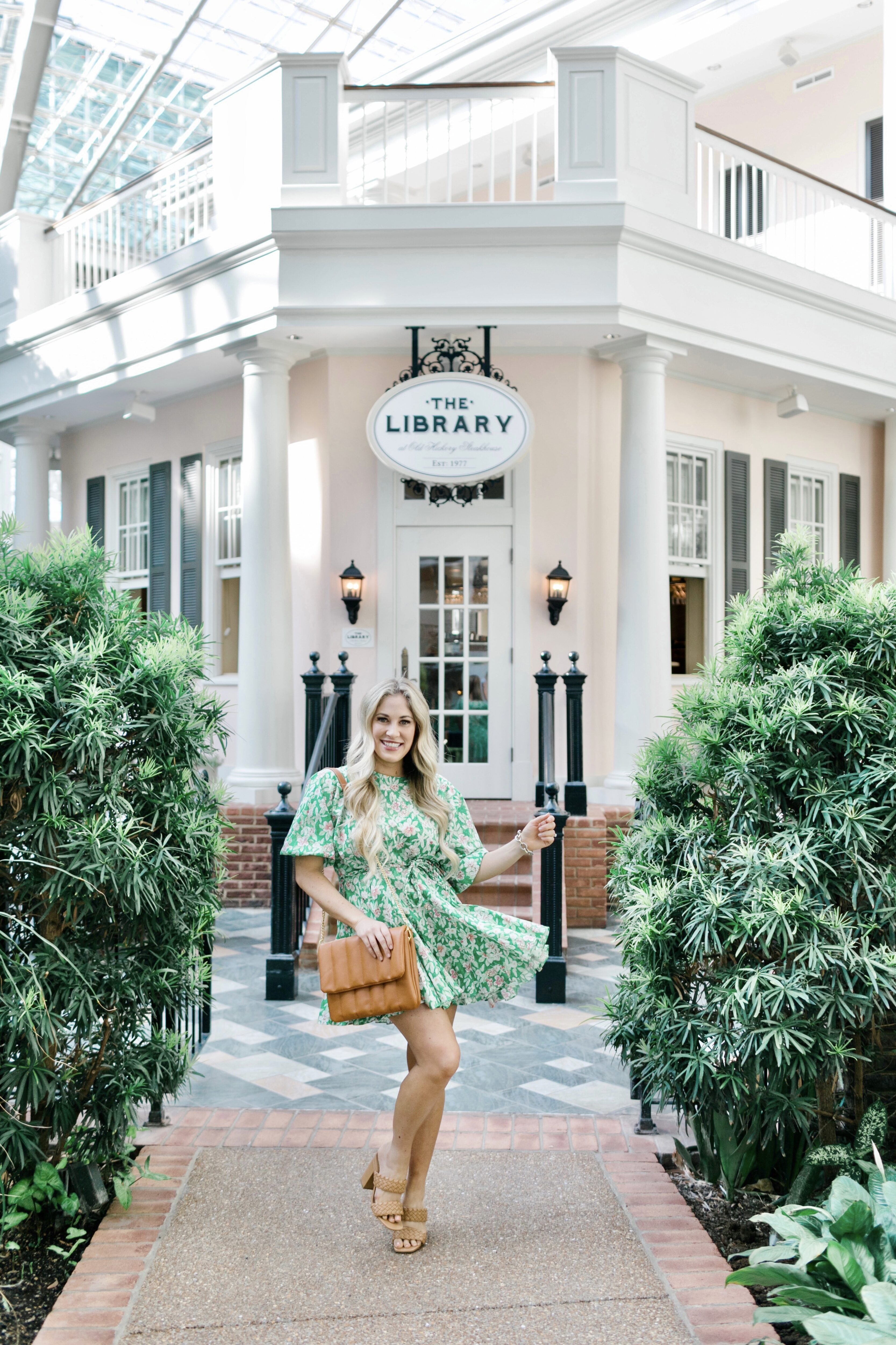 Cute Spring Dresses featured by top US Mom fashion blogger, Walking in Memphis in High Heels.