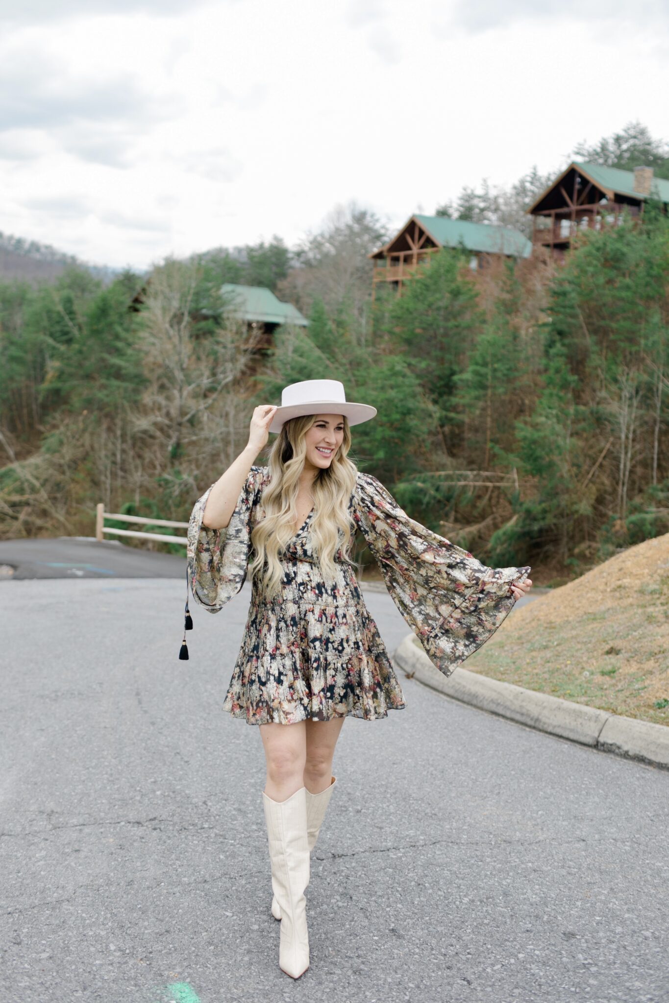What to Wear to a Yellowstone Event, outfit featured by Walking in Memphis in High Heels.