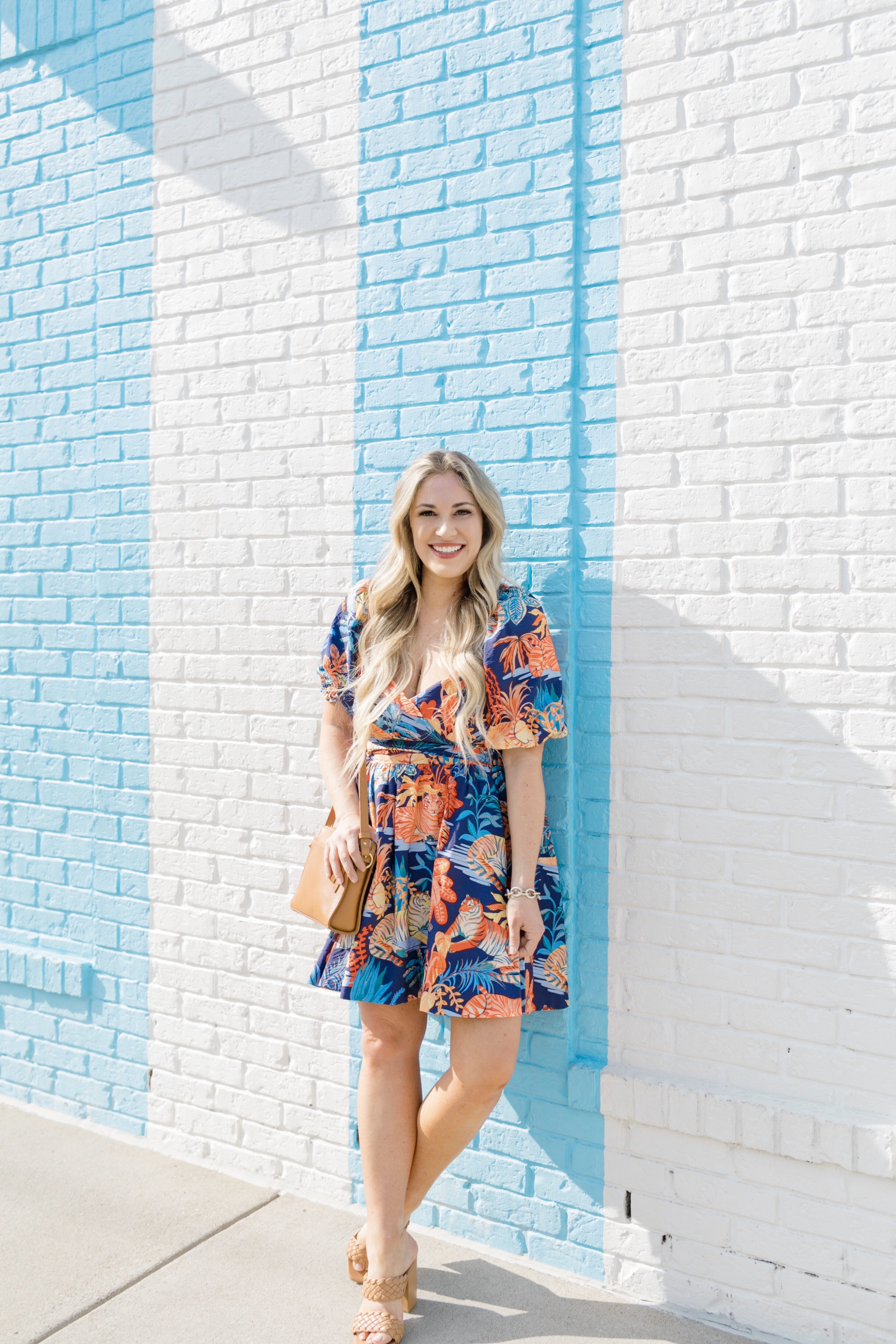 Trend Spin Linkup: Summer Outfit Idea - Walking in Memphis in High Heels