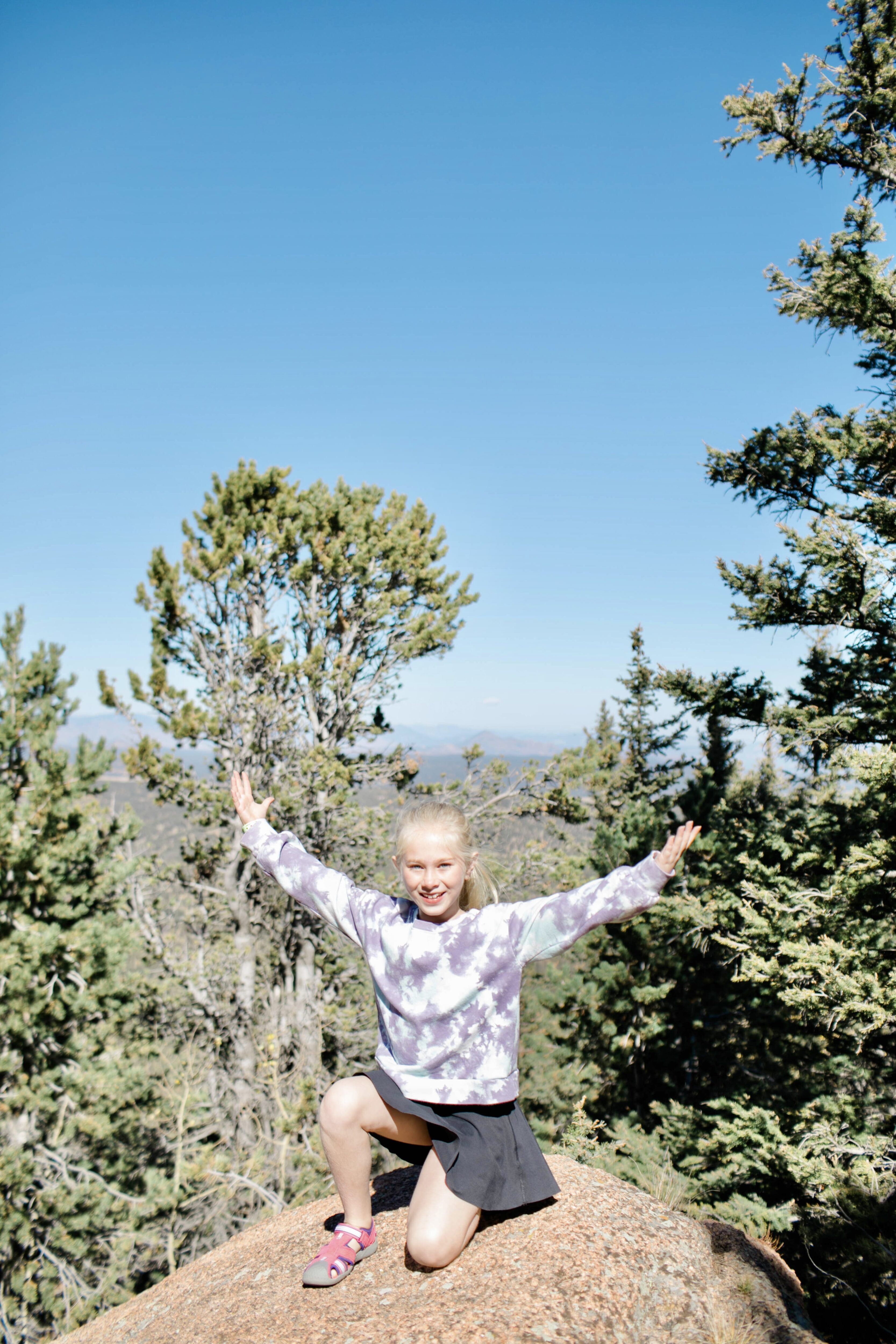 hiking with young kids, kids hiking, family hiking