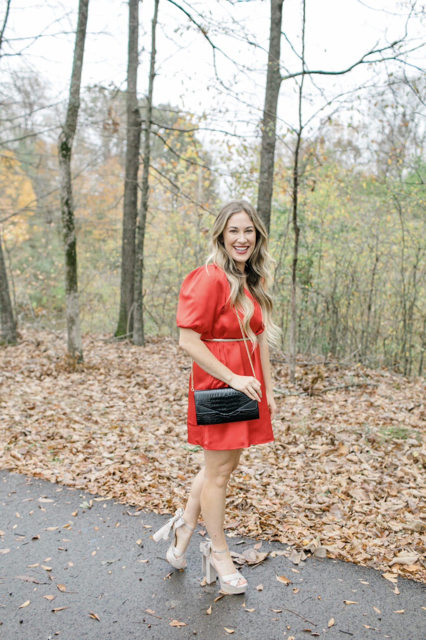 Happy November  Red handbags outfit, Red crossbody outfit