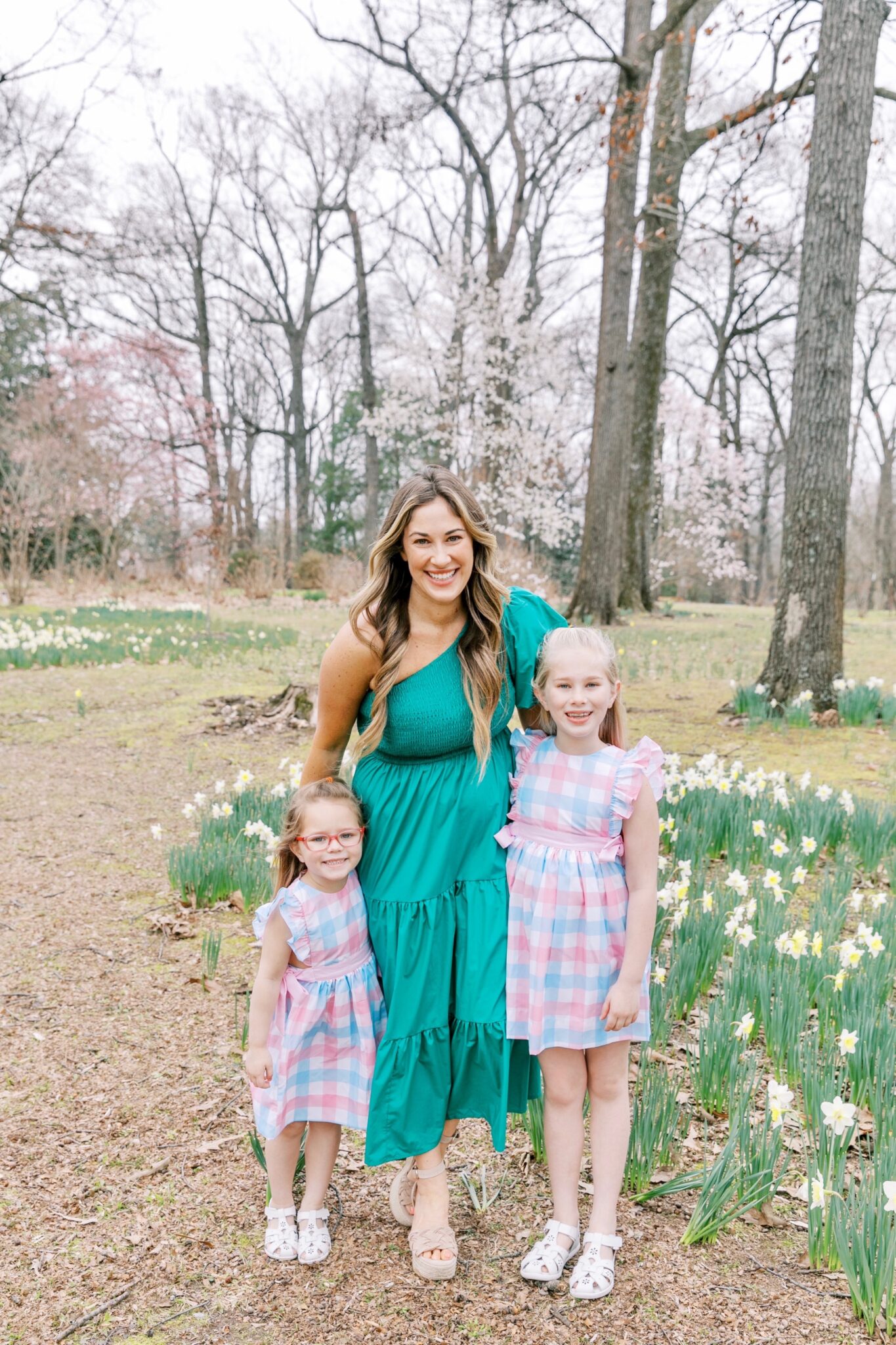 Cute Family Easter Outfits - Walking in Memphis in High Heels