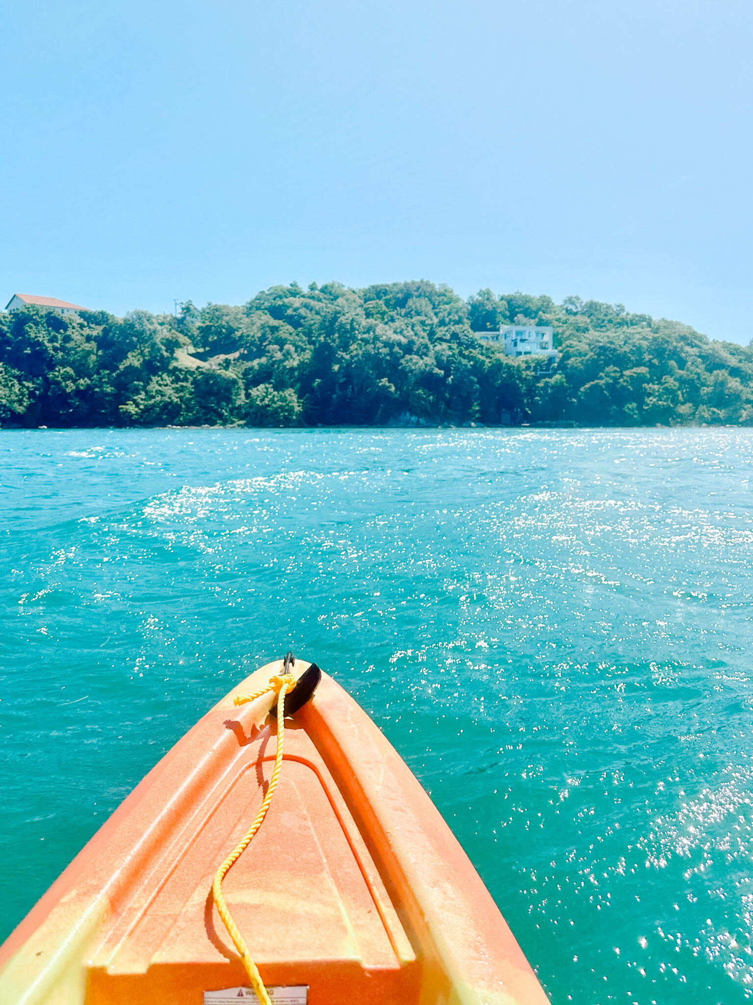 kayaking in roatan