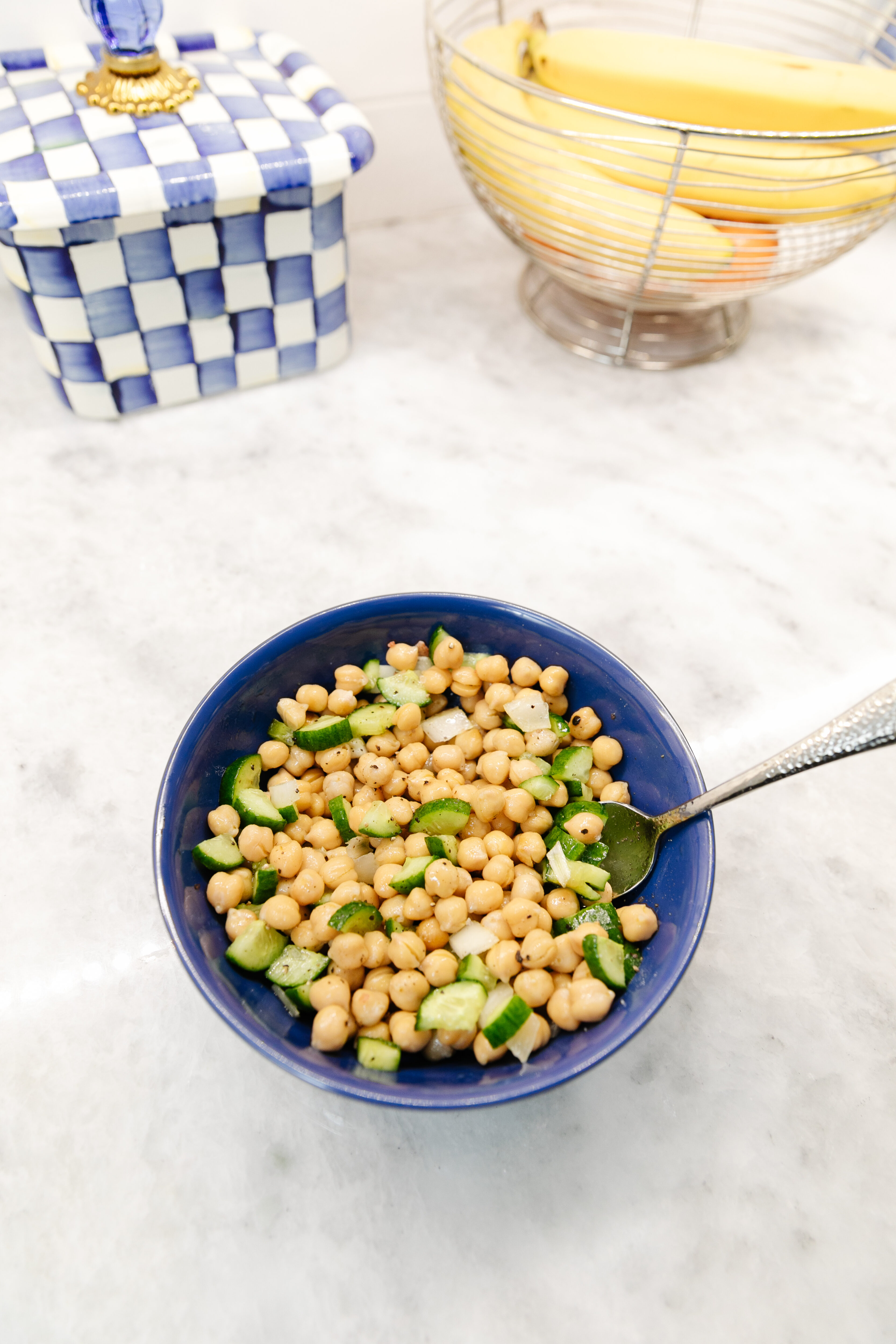 chickpea cucumber salad