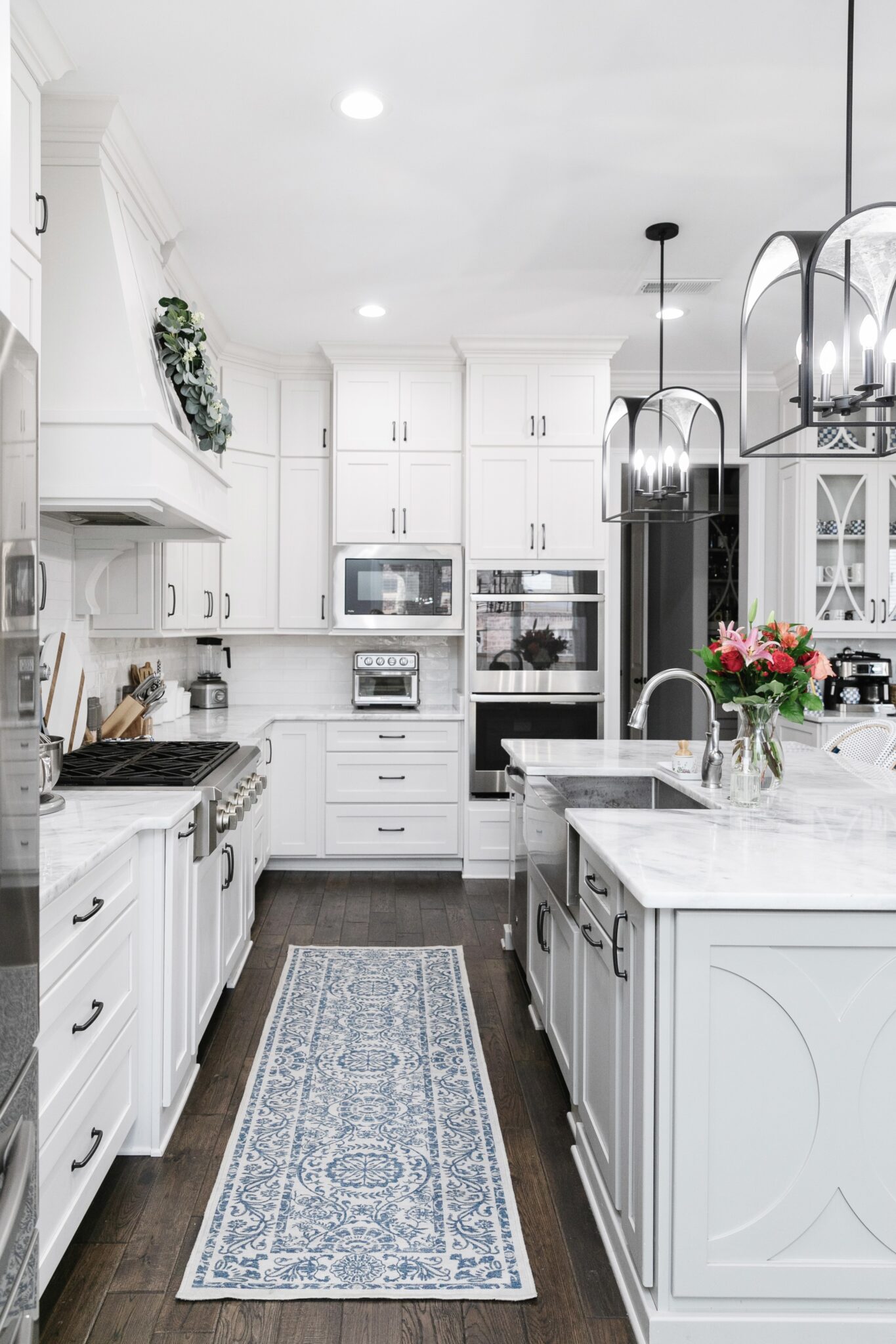 modern farmhouse kitchen