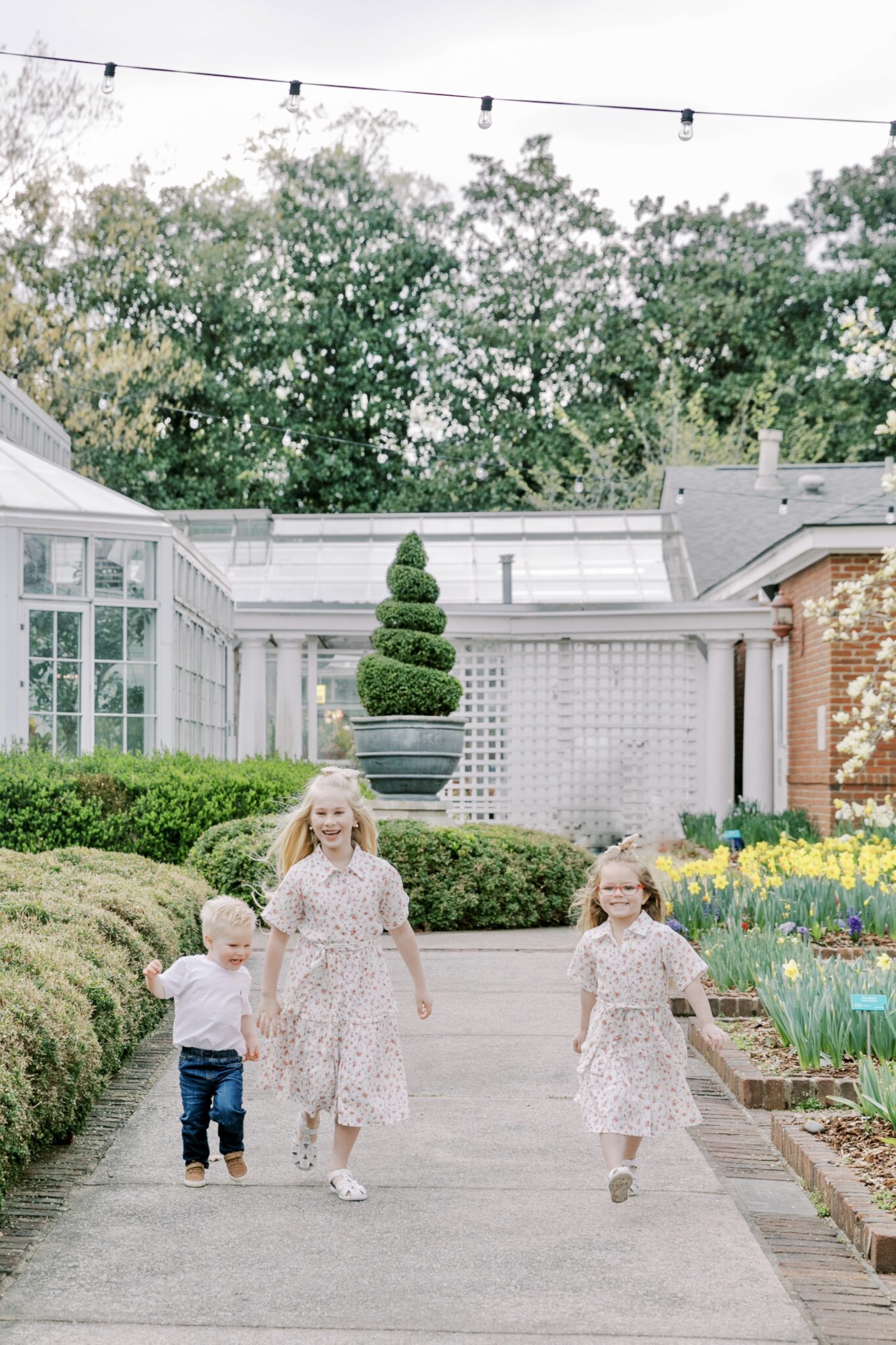 Alice's Adventures at the Gardens, Memphis Botanic Garden 