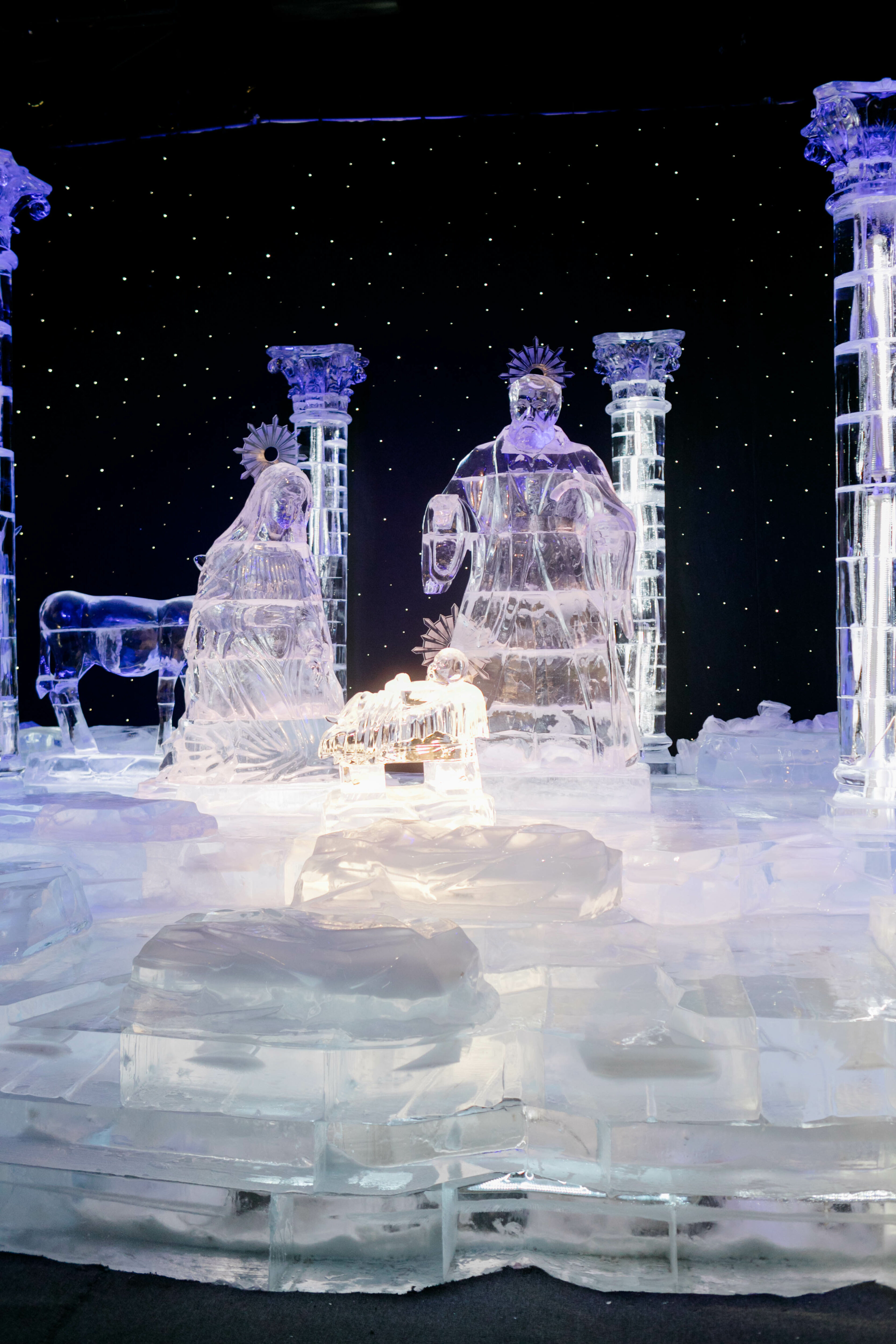 ice sculptures at gaylord opryland
