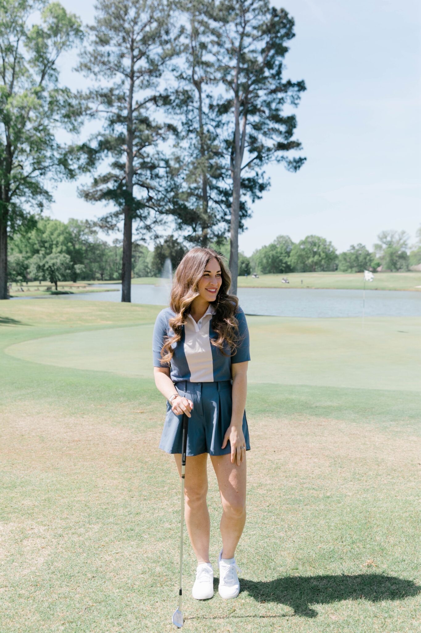 What to Wear Golfing: Women's Guide to Golf Attire on the Course ...